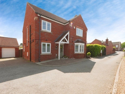 Charlton Court, Woodmansey, Beverley - 4 bedroom detached house