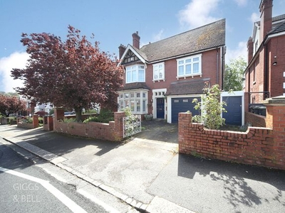Detached house for sale in Lansdowne Road, Luton, Bedfordshire LU3
