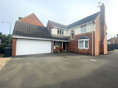 Detached house to rent in Astley Lane, Bedworth CV12