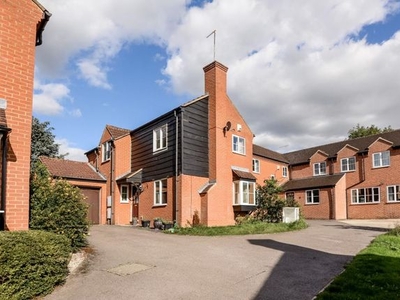 Detached house to rent in Broadhurst Gardens, East Oxford OX4