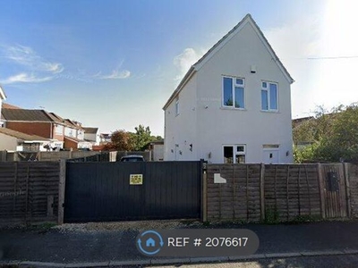 Detached house to rent in Frank Sutton Way, Slough SL1