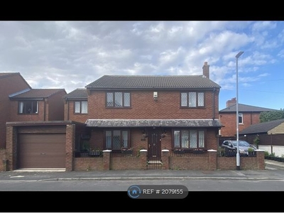 Detached house to rent in Kitson Street, Tingley, Wakefield WF3