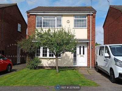 Detached house to rent in Lupin Close, Burbage, Hinckley LE10