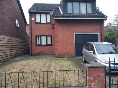 Detached house to rent in Moss Vale Road, Urmston, Manchester. M41