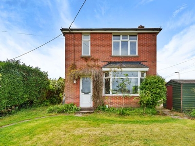 Detached house to rent in Shaftesbury Avenue - Silver Sub, Chandler's Ford, Hampshire SO53