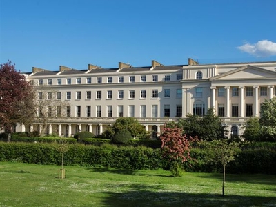 Flat for sale in York Terrace West, Regent’S Park NW1