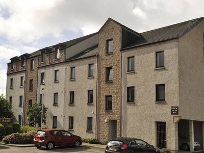 Flat to rent in 11E Back Hilton Road, Aberdeen AB25