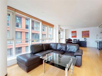 Flat to rent in Balmoral Apartments, London W2