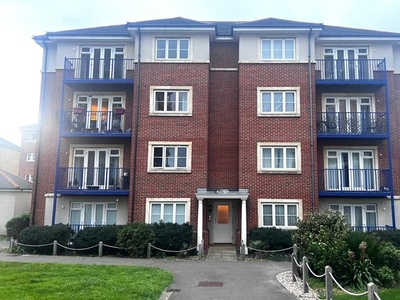 Flat to rent in Barbuda Quay, Eastbourne BN23
