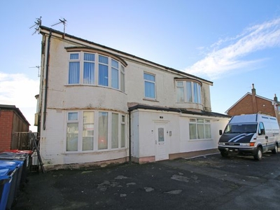 Flat to rent in Beach Road, Thornton-Cleveleys, Lancashire FY5