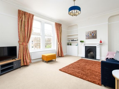 Flat to rent in Beaufort Road, Clifton, Bristol BS8