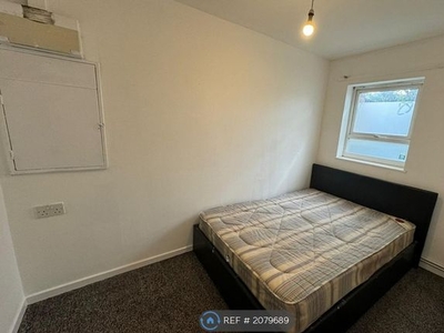 Flat to rent in Bembridge, Telford TF3