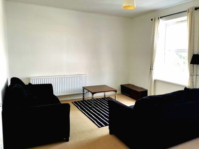 Flat to rent in Clive Street, Grangetown, Cardiff CF11