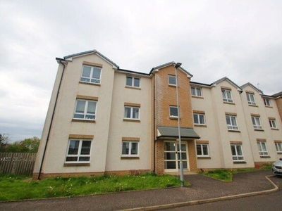 Flat to rent in Eagle Avenue, Glasgow G77