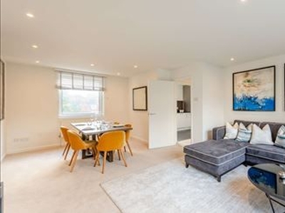 Flat to rent in Fulham Road 161, London SW3