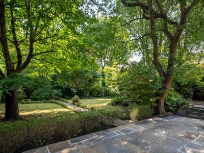 Flat to rent in Greenaway Gardens, Hampstead NW3