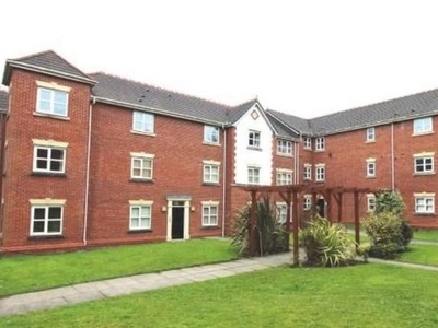 Flat to rent in Greenwood Road, Wythenshawe, Manchester M22