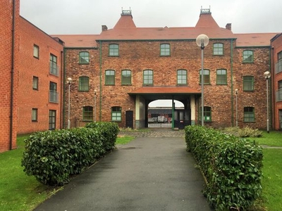 Flat to rent in Hartley Court, Cliffe Vale, Stoke-On-Trent, Staffordshire ST4