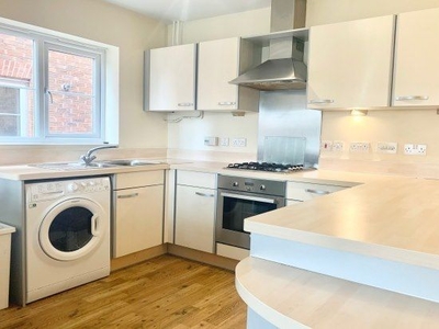 Flat to rent in Hassocks Close, Nottingham NG9