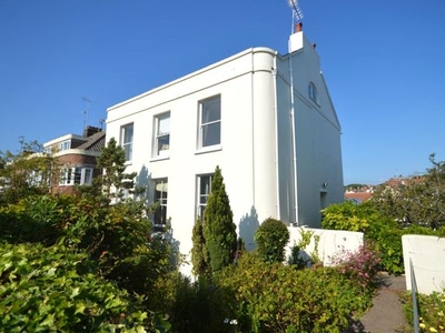 Flat to rent in Rolle Road, Exmouth, Devon EX8