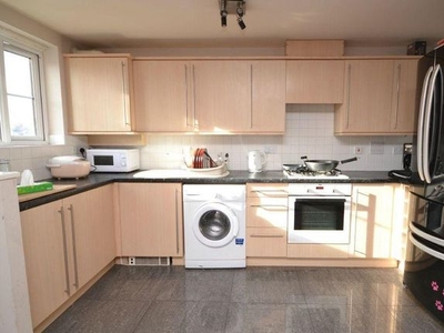 Flat to rent in Signet Square, Stoke, Coventry CV2