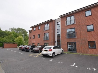 Flat to rent in Tattershall Court, Cliffe Vale, Stoke-On-Trent ST4