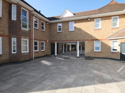 Flat to rent in The Courtyard, High Street, Staines-Upon-Thames, Middlesex TW18