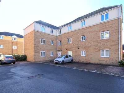 Flat to rent in The Hedgerows, Bradley Stoke, Bristol, South Gloucestershire BS32