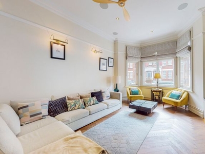 Maisonette to rent in Comeragh Road, London W14