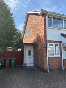 Maisonette to rent in Marlbrook Close, Solihull B92
