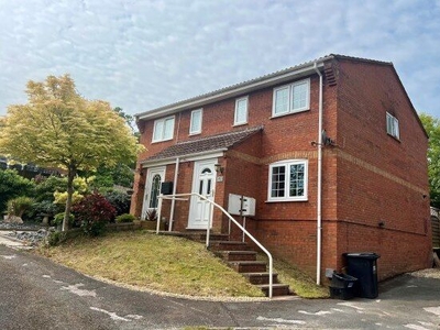 Property to rent in Lancaster Drive, Paignton TQ4