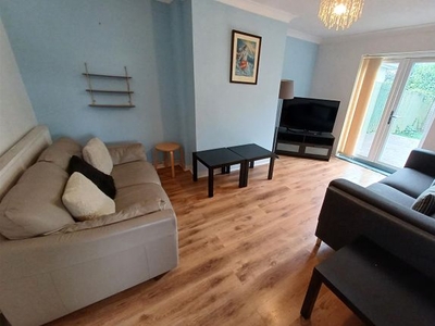 Property to rent in North Road, Cardiff CF14