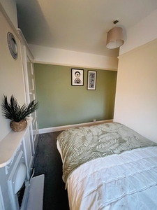 Room in a Shared House, Cricket Road, OX4