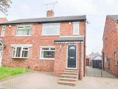 Semi-detached house to rent in Flockton Crescent, Handsworth S13