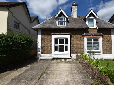 Semi-detached house to rent in Holmesdale Road, Reigate RH2