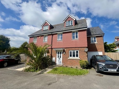 Semi-detached house to rent in Nazareth Close, Bexhill-On-Sea TN40