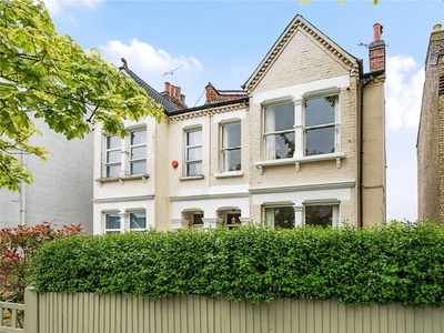 Terraced house for sale in Muswell Avenue, London N10