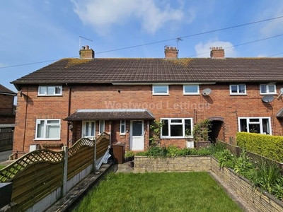 Terraced house to rent in Oak Avenue, Cheddleton ST13