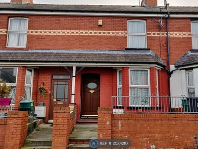 Terraced house to rent in Park Road, Colwyn Bay LL29