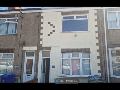 Terraced house to rent in Weelsby Street, Grimsby DN32