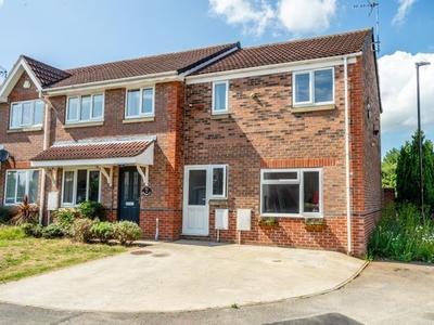 Town house for sale in Holyrood Drive, Rawcliffe, York YO30