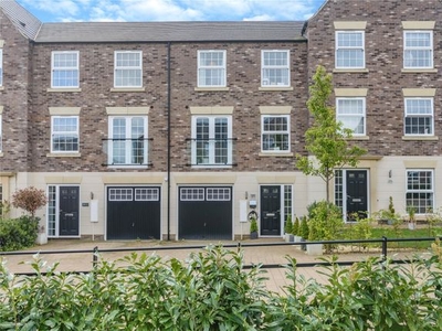 Town house for sale in Montague Crescent, Spofforth Hill, Wetherby LS22
