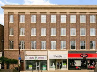 1 bedroom apartment for rent in Avenue House, Silver Street, MK40