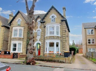 1 bedroom apartment for rent in Chaucer Road, Bedford, Bedfordshire, MK40