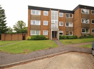 1 bedroom apartment for rent in Rossiter Lodge, Rosetrees, Guildford, Surrey, GU1
