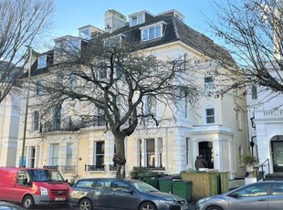 1 bedroom apartment for rent in Trinity Crescent, Folkestone, Kent, CT20