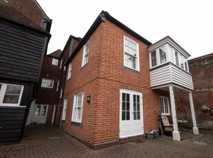 1 bedroom flat for rent in 21a Palace Street, Canterbury, CT1