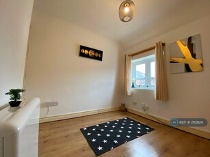 1 bedroom flat for rent in Cyprus Road, Leicester, LE2