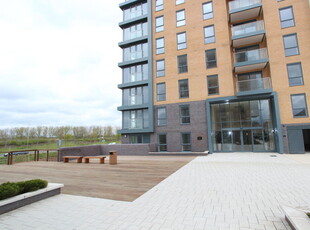 1 bedroom flat for rent in Drake Way, Kennet Island, Reading, RG2