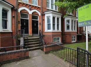 1 bedroom flat for rent in Evington Road, Leicester, LE2